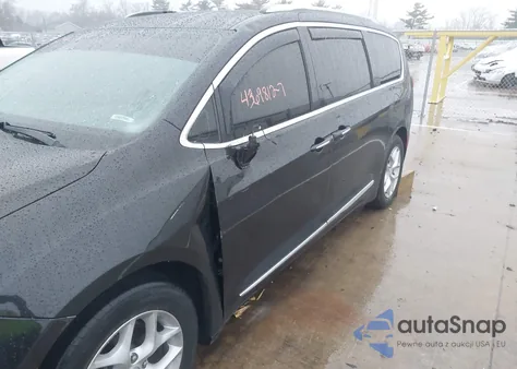 2018 Chrysler Pacifica Touring-L Plus из США, поврежденный, VIN 2C4RC1EG1JR268766